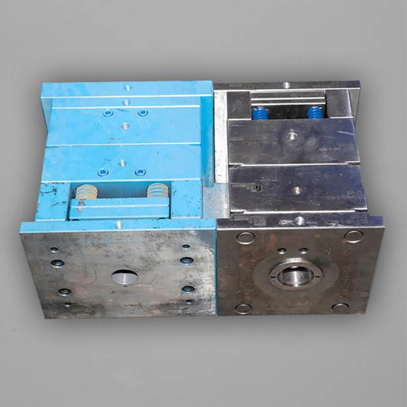 Skin-peeler molding