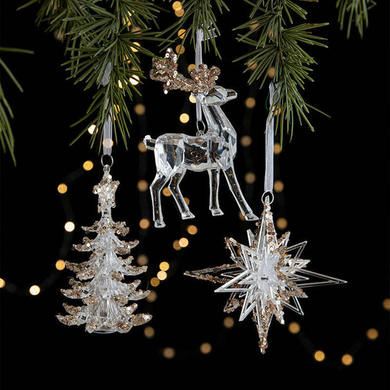 Hanging ornaments molding