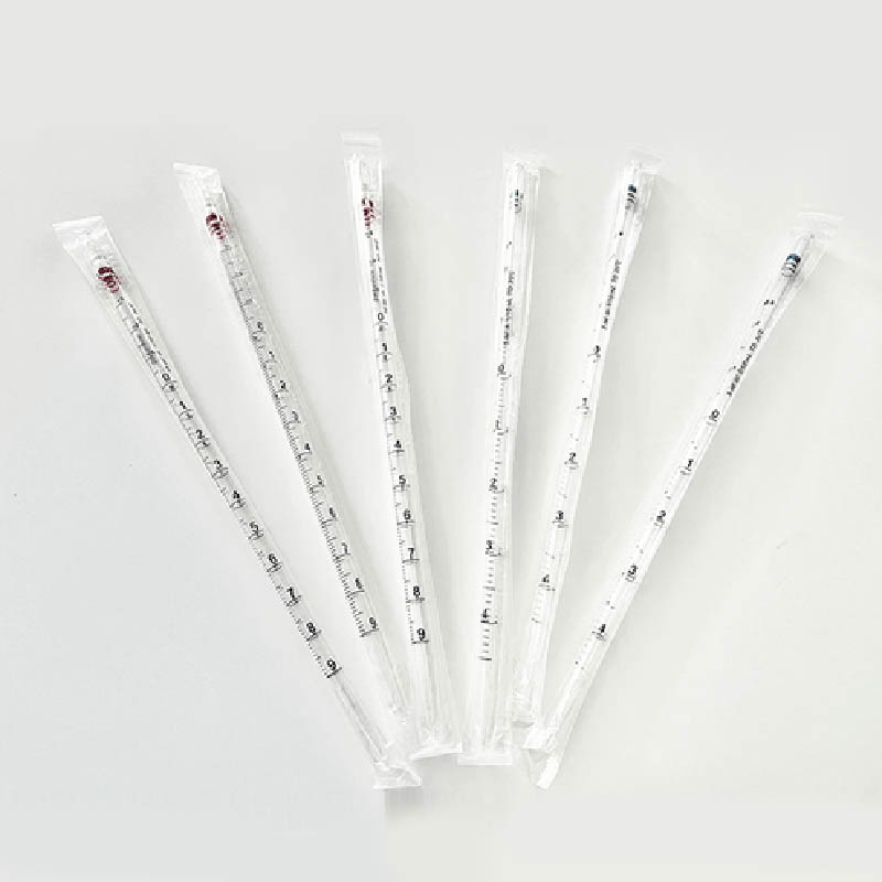 Plastic serological pipettes molding