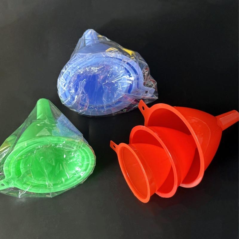 Plastic Small Plastic Funnel Molding