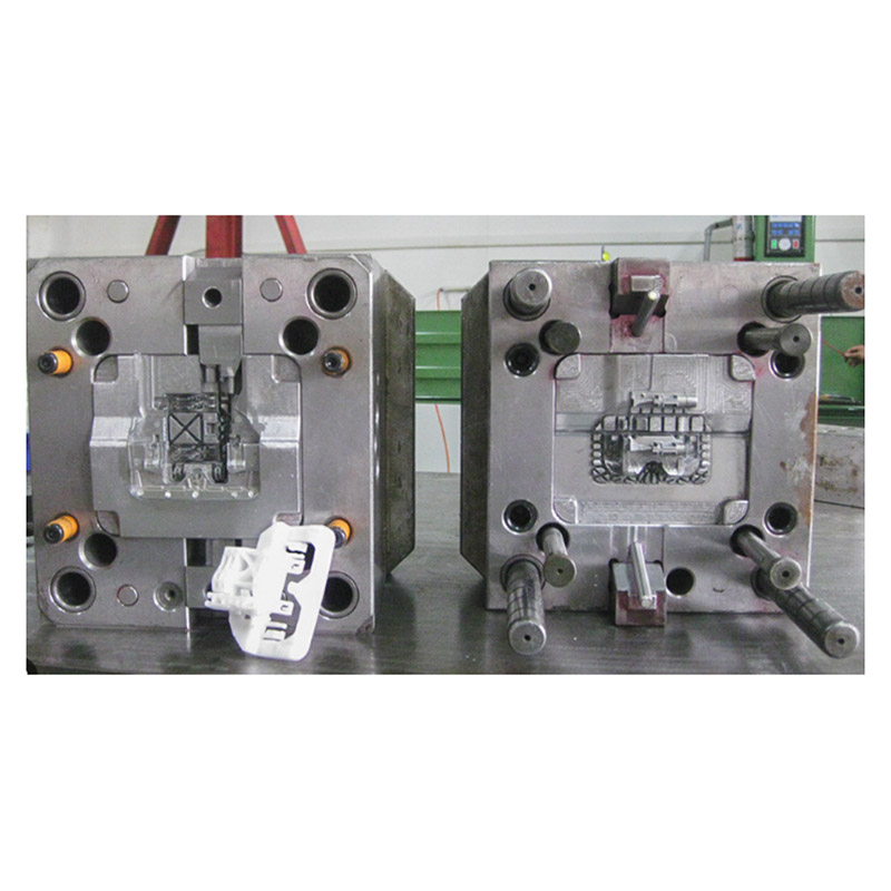 Plastic Pipe Holders Molding