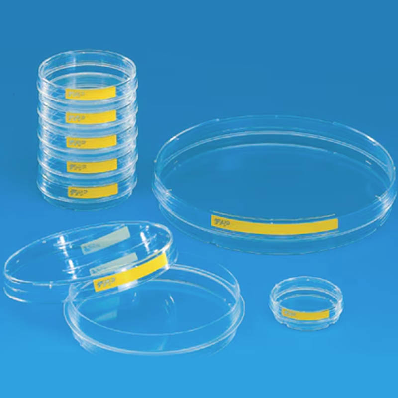 Plastic petri dishes