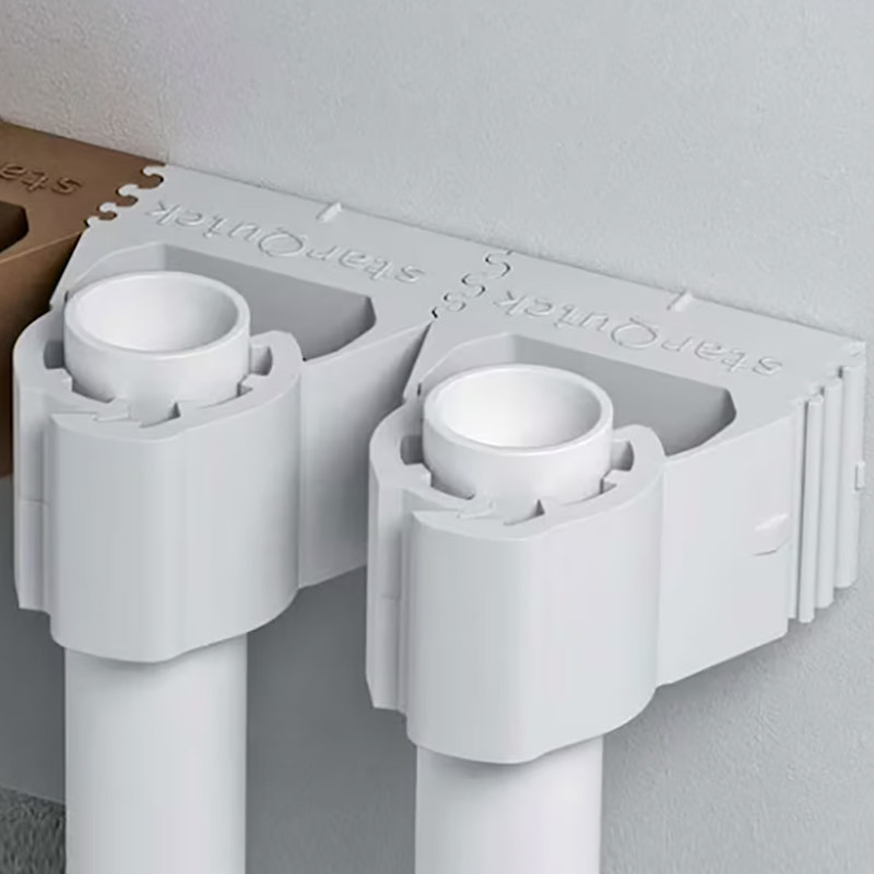 Plastic Pipe Holders Molding