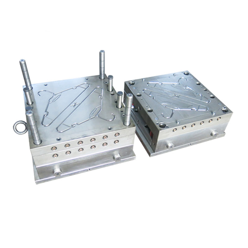 Hanger Molding