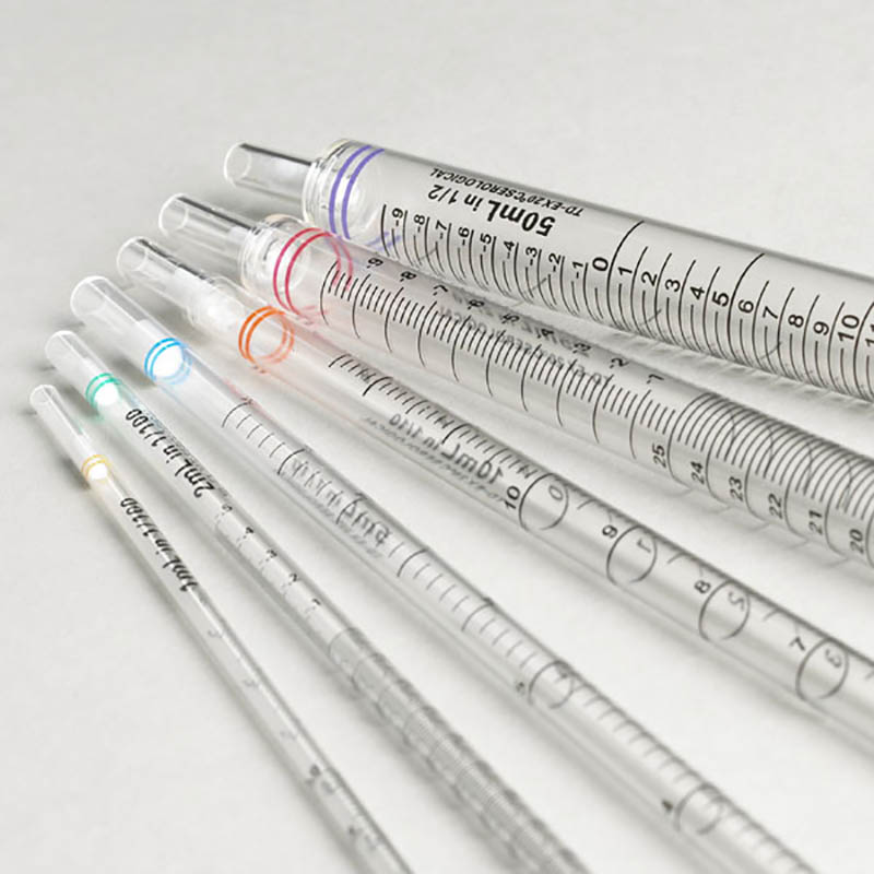 Plastic serological pipettes molding