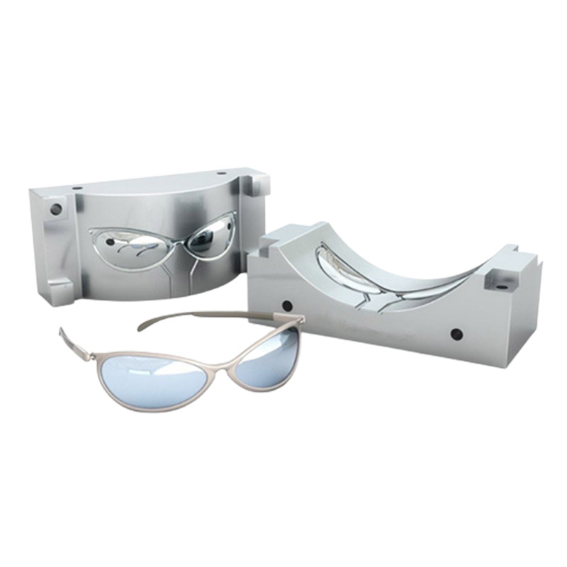 Swimming gogglas, lenses, glasses straps molding