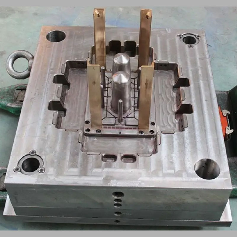 Plastic Shelves Moulding