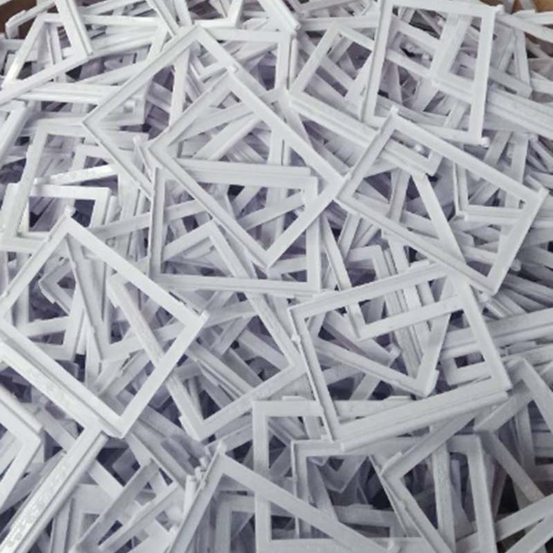 Photo frame molding