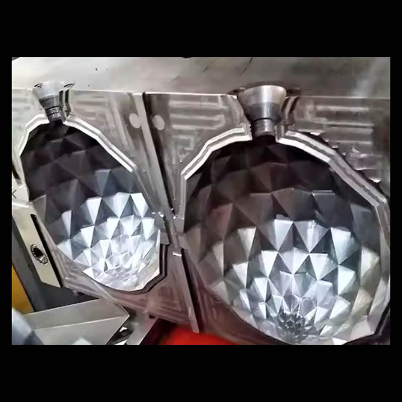 Wall Lamp Molding