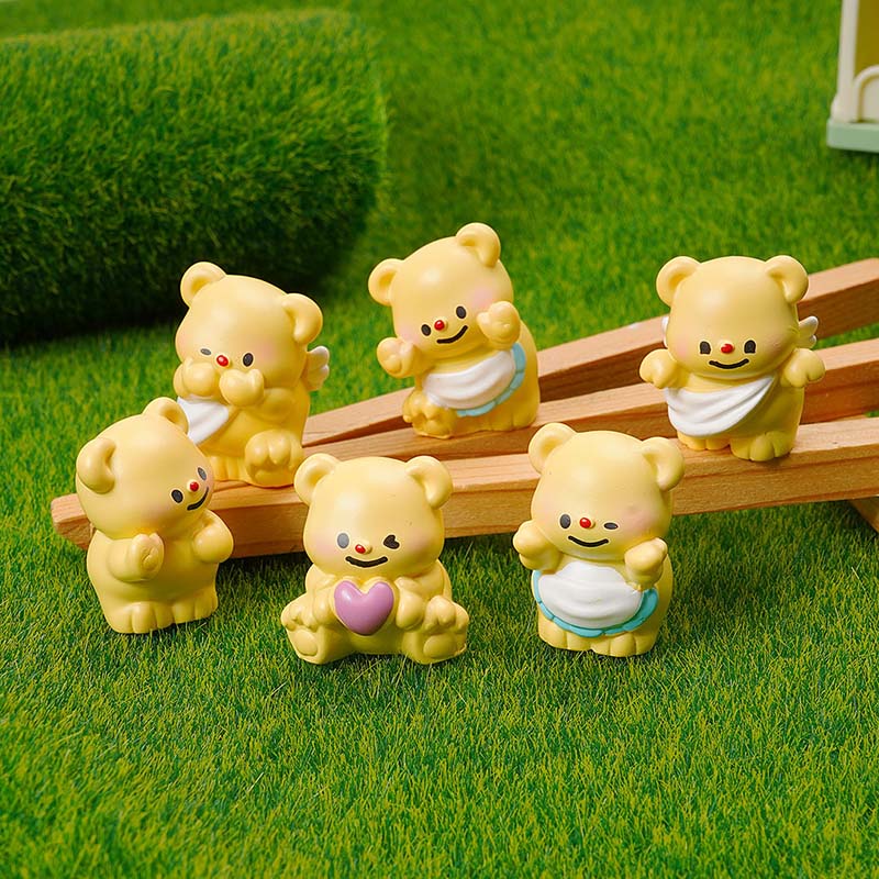 Doll trinkets molding