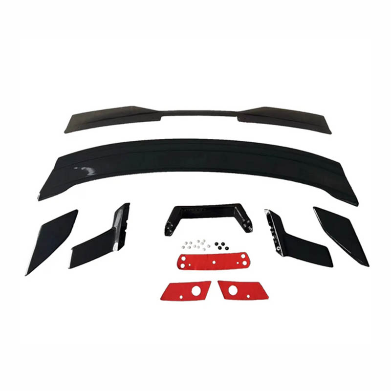 Tail wing molding