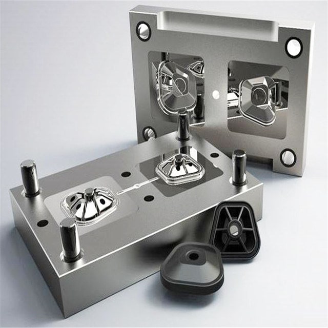 Plastic injection mold manufacturing