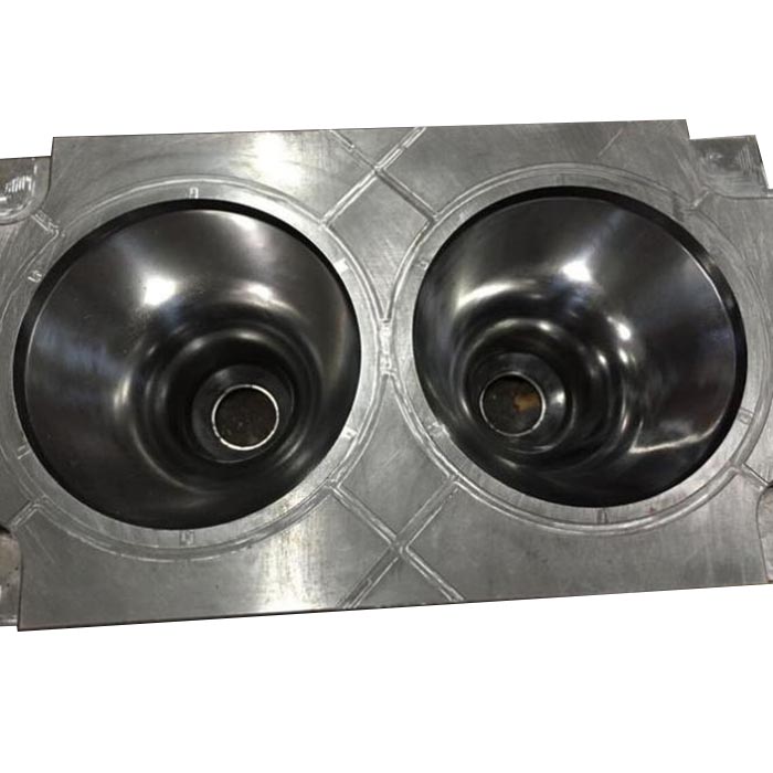 Lawn Lamp Molding